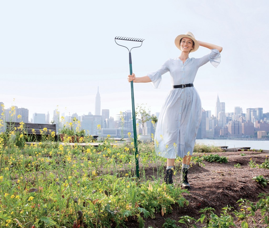 annie-novak-rooftop-farm-00